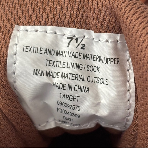 Universal Thread Bergen Hiking Boots Brown 7.5 New with Tags - Picture 6 of 8